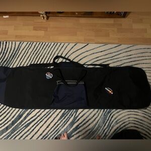 Snowboard bag